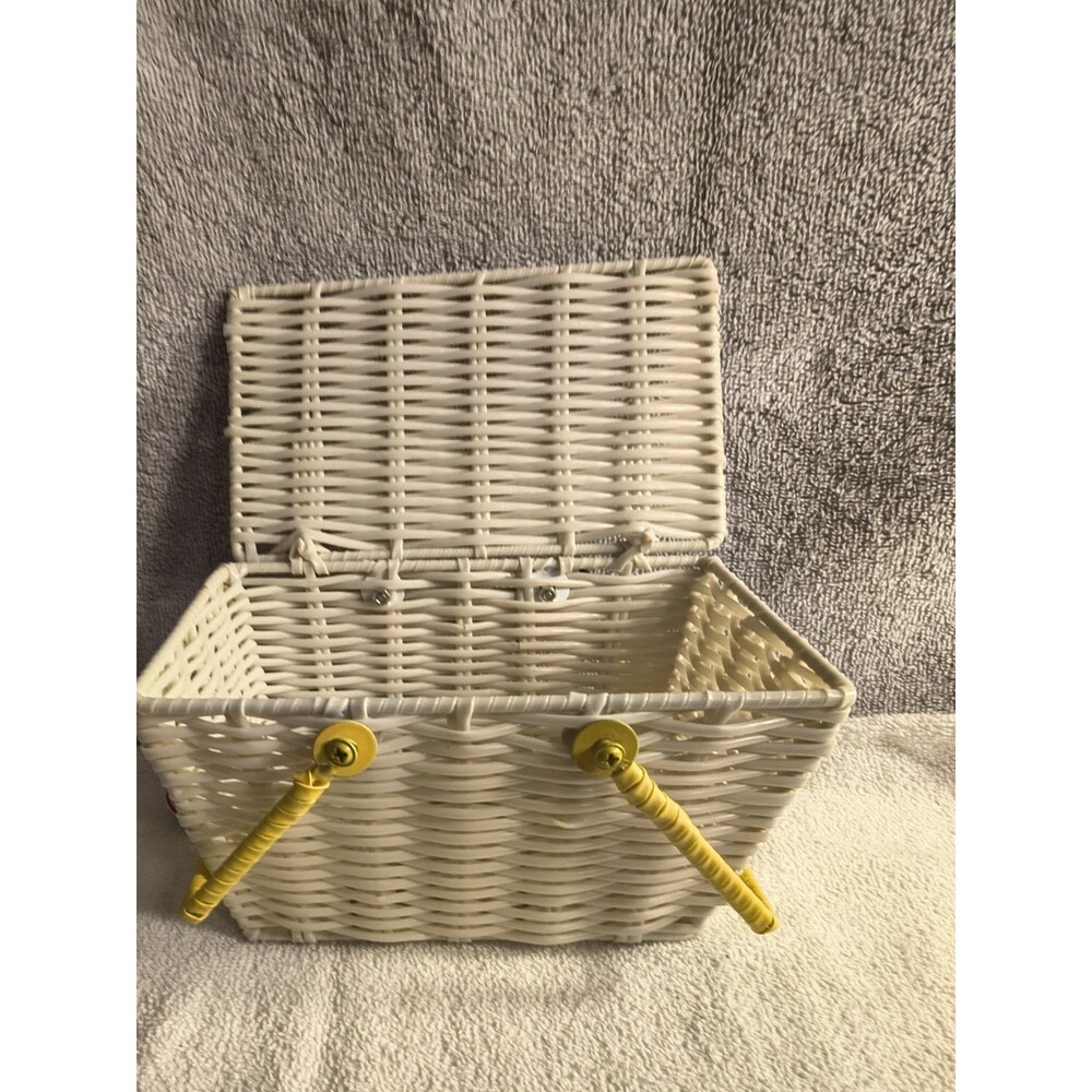 Vintage 1960s Woven Plastic Wicker Basket Purse Yellow Handles Grosgrain Bow Vtg - Picture 6 of 6